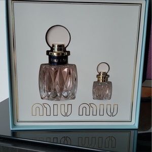Miu Miu set